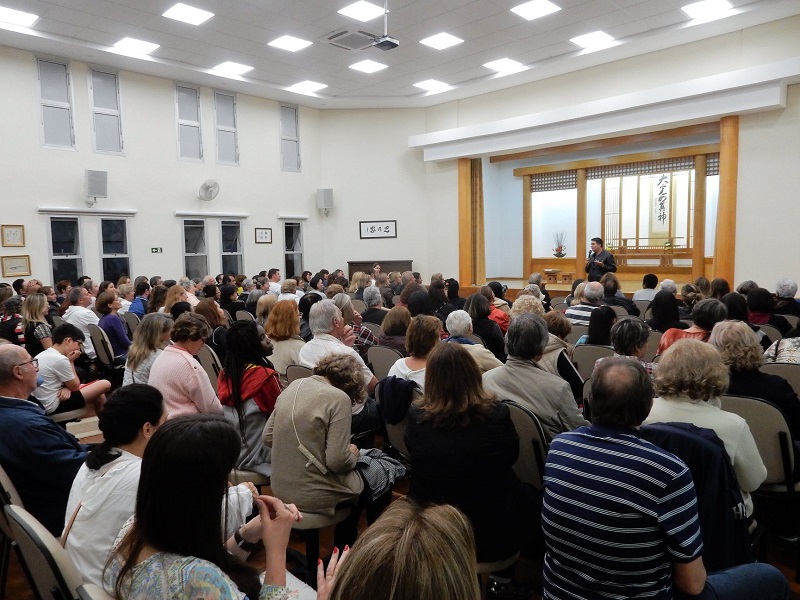 Igreja Curitiba (PR) realiza Grande Dedicação em Preparação do Culto às Almas dos Antepassados