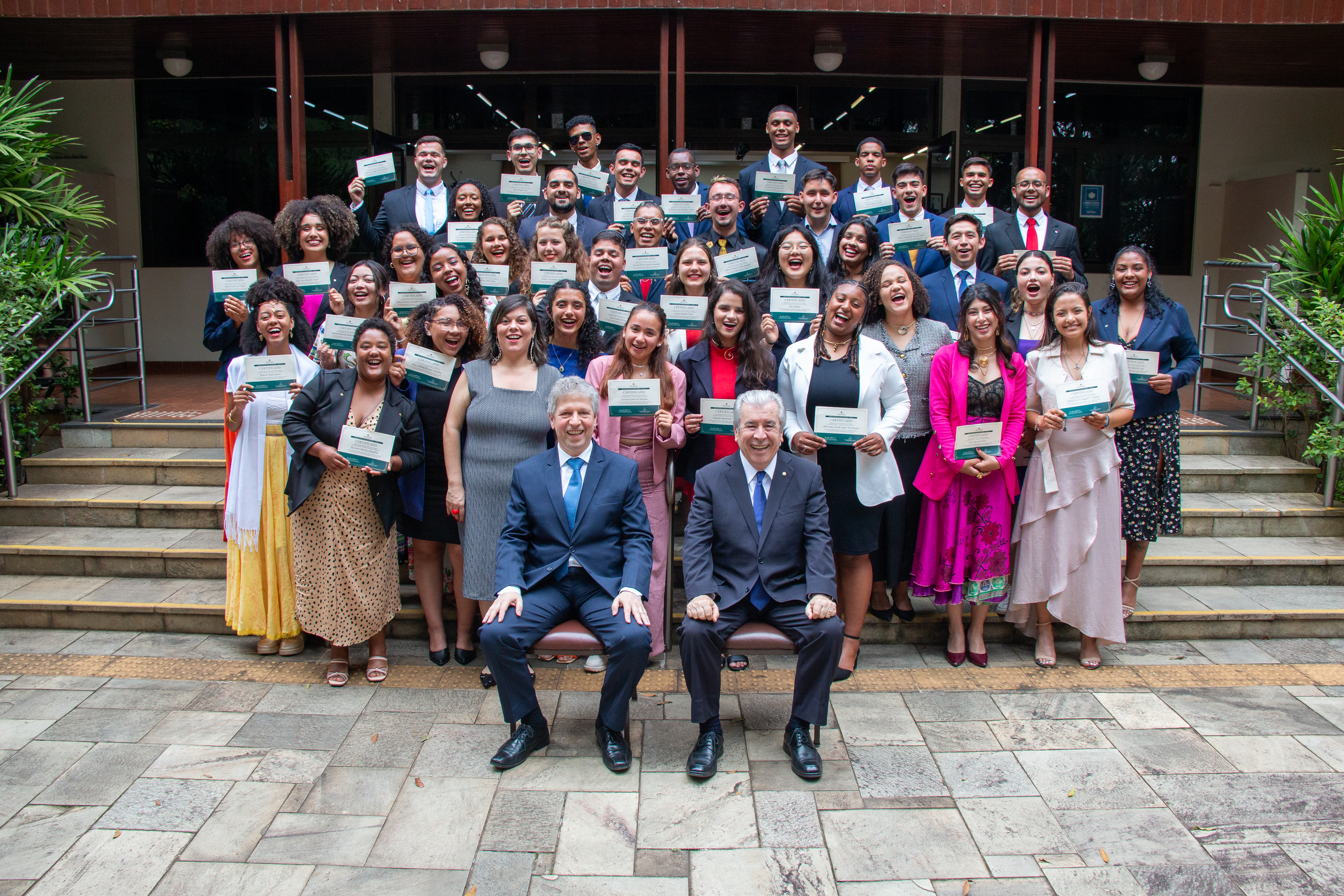 4ª turma de Servir Integral de Longo Período forma-se no Solo Sagrado