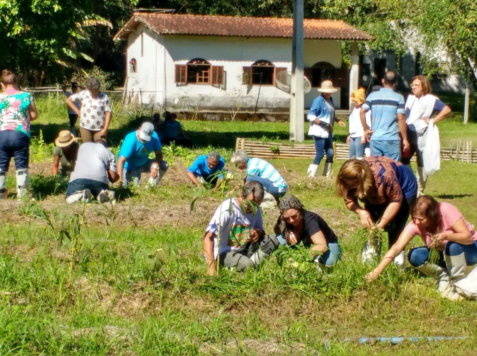 Fazenda Messiânica Silva Jardim recebe membros do Rio de Janeiro