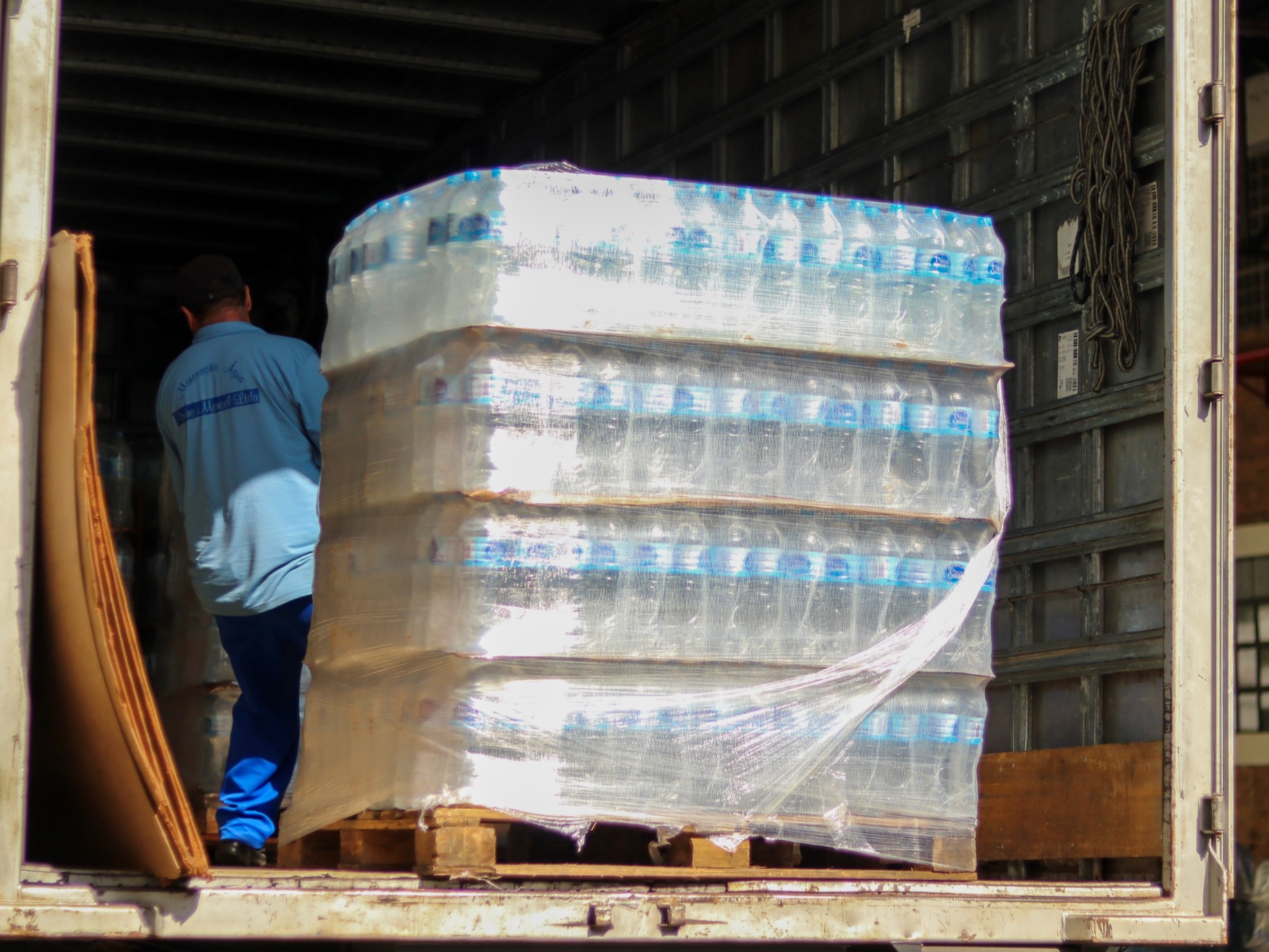 Campanha Humanitária enviou ao Rio Grande do Sul 8.400 garrafas de água de 1,5 litro