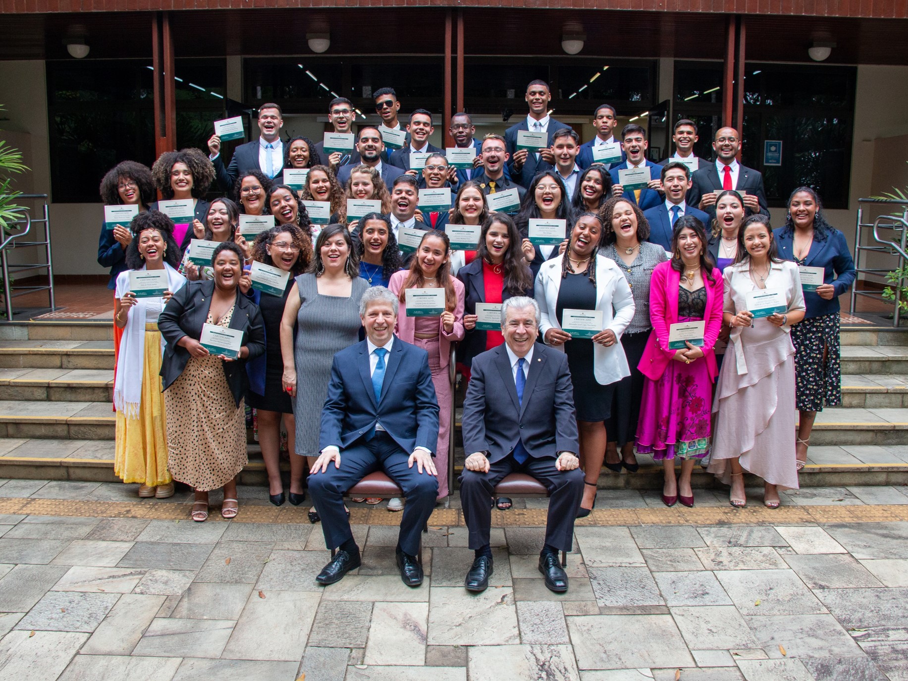 4ª turma de Servir Integral de Longo Período forma-se no Solo Sagrado